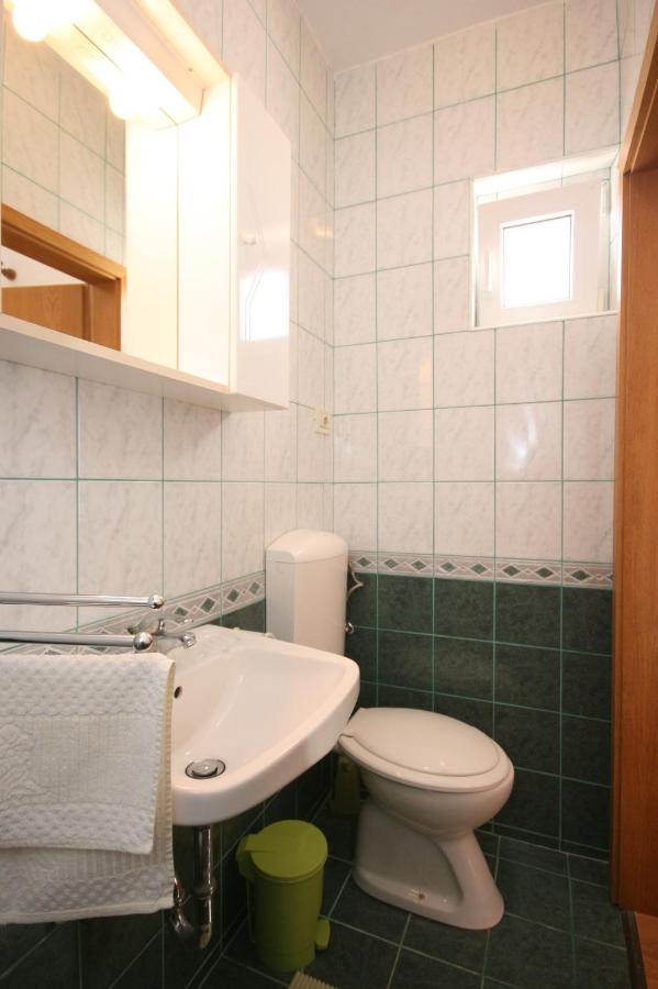 Apartment Stara Novalja 6301B Bagian luar foto